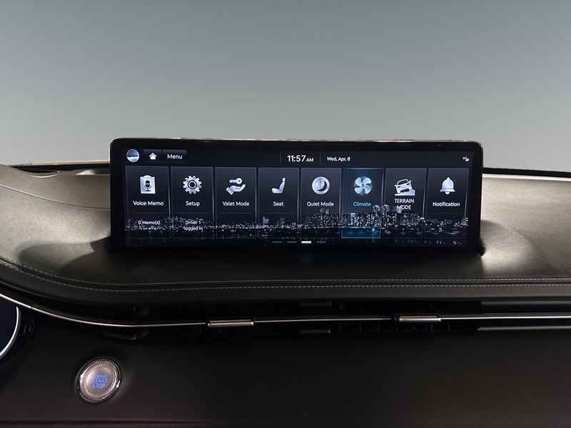 2022 Genesis GV70 2.5T Prestige