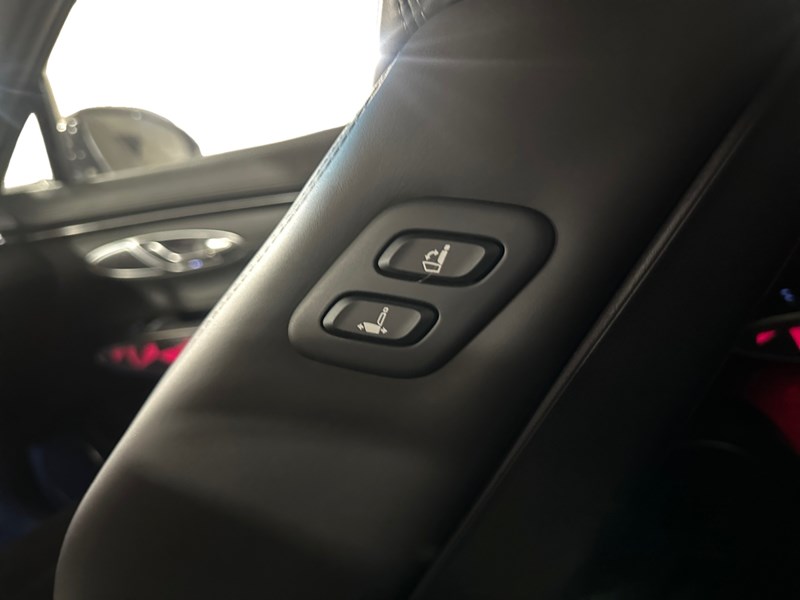 2022 Genesis GV70 2.5T Prestige