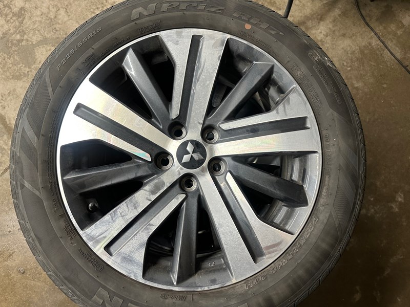 2023 Mitsubishi RVR GT