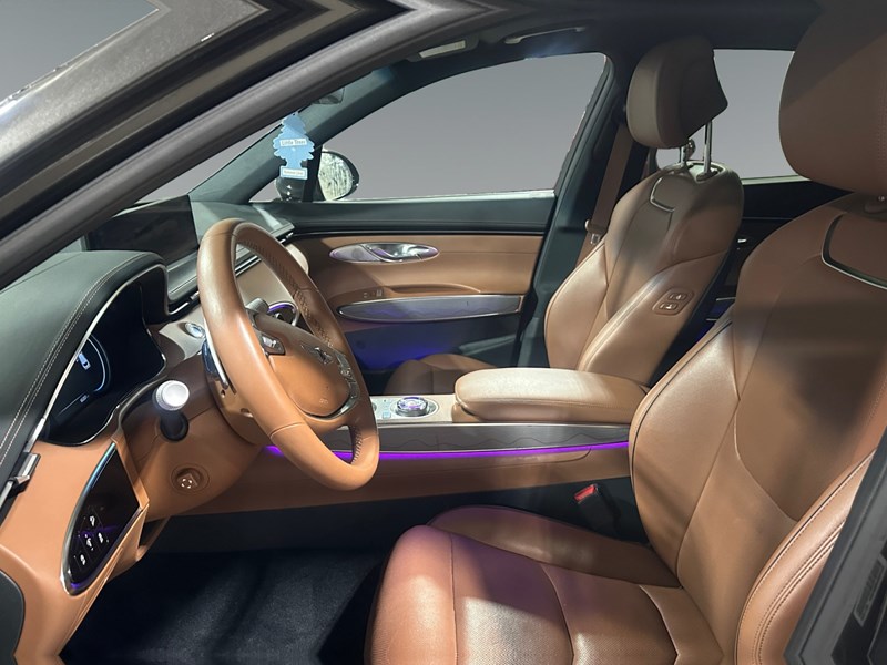 2024 Genesis GV70 2.5T Advanced