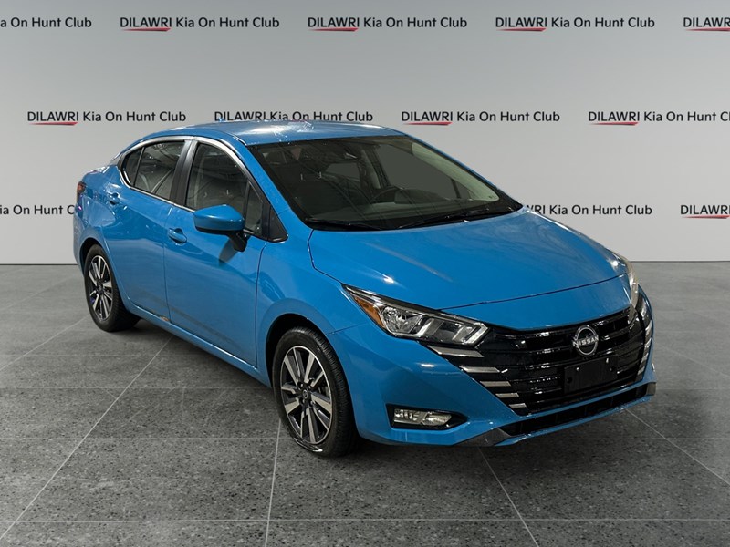 2025 Nissan Versa SV