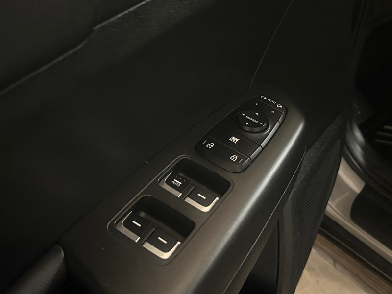 2022 Kia Sportage EX S