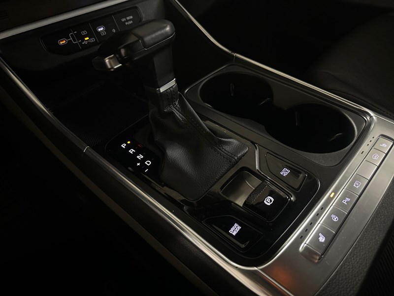 2025 Kia Carnival EX