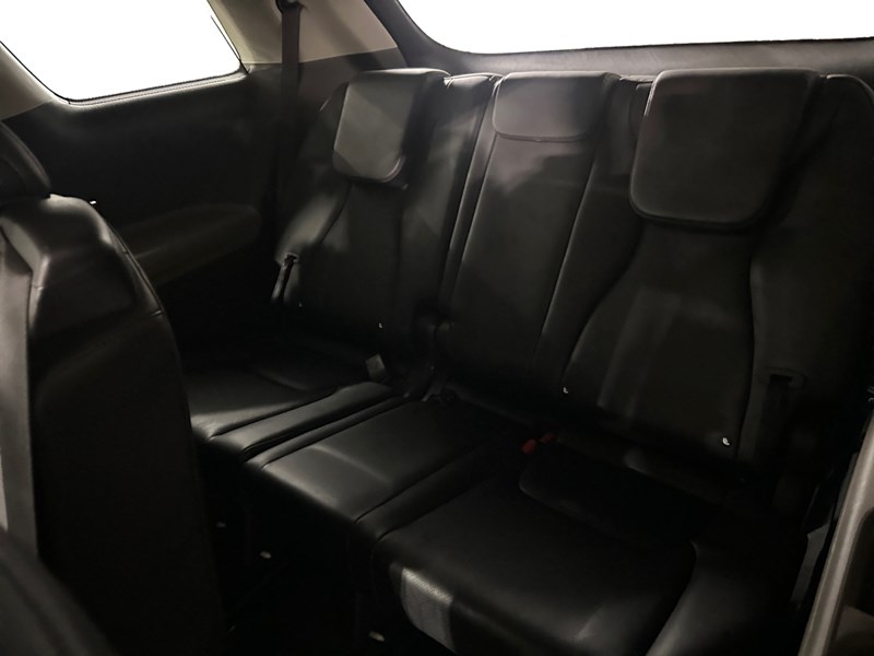 2025 Kia Carnival EX