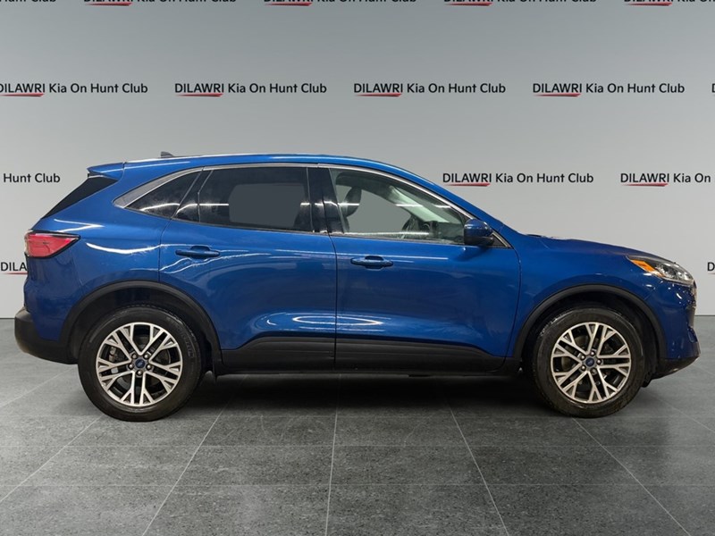 2022 Ford Escape SEL AWD
