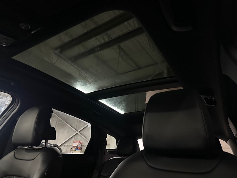 2023 Kia Sportage X-Line Limited AWD w/Black Interior