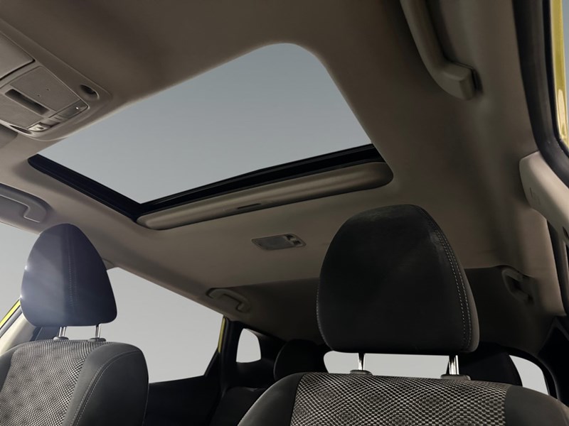 2017 Nissan Qashqai SV  W Sunroof