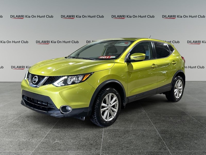 2017 Nissan Qashqai SV  W Sunroof