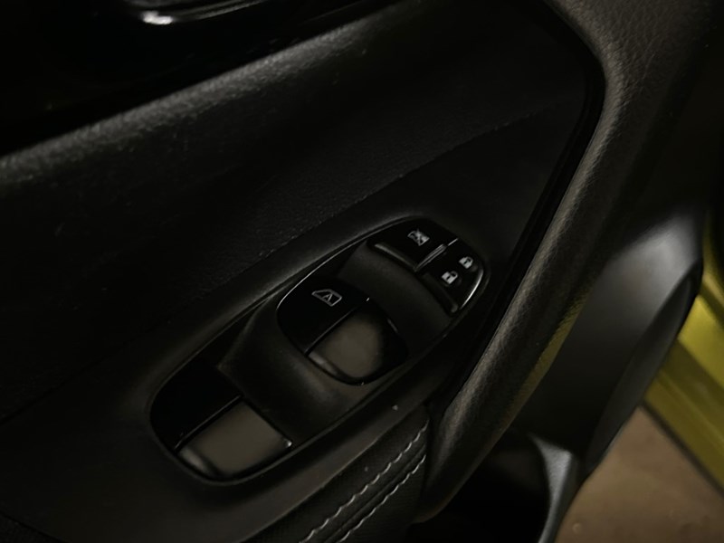2017 Nissan Qashqai SV  W Sunroof