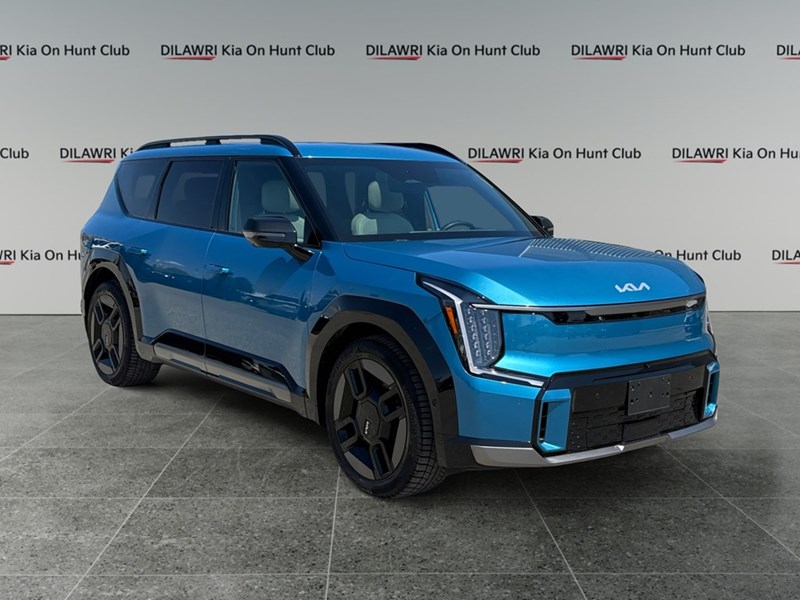 2026 Kia EV9 Land w/GT-Line Package AWD