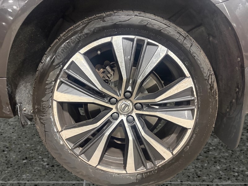 2022 Volvo XC60 B6 Momentum