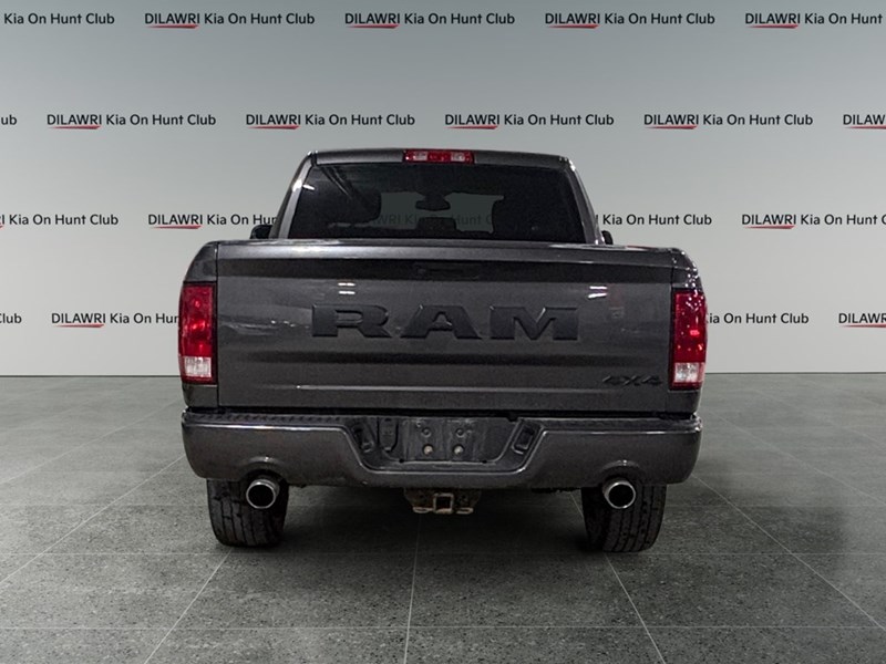 2021 RAM 1500 Classic Express 5.7L Hemi