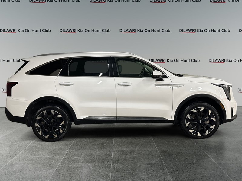 2025 Kia Sorento EX AWD