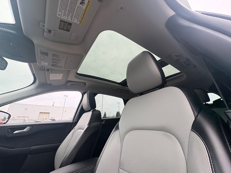 2024 Ford Escape Platinum