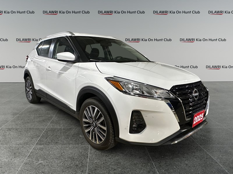 2025 Nissan Kicks Play SV