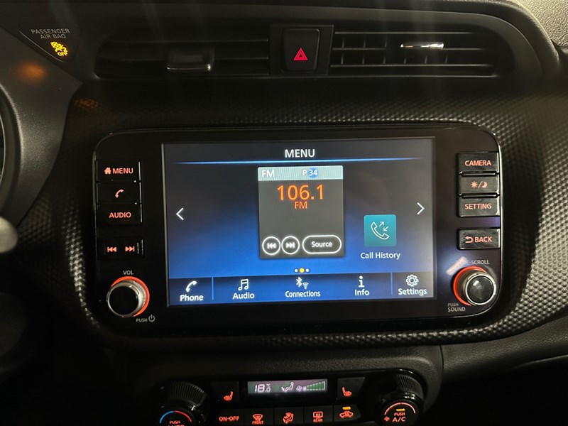 2025 Nissan Kicks Play SV