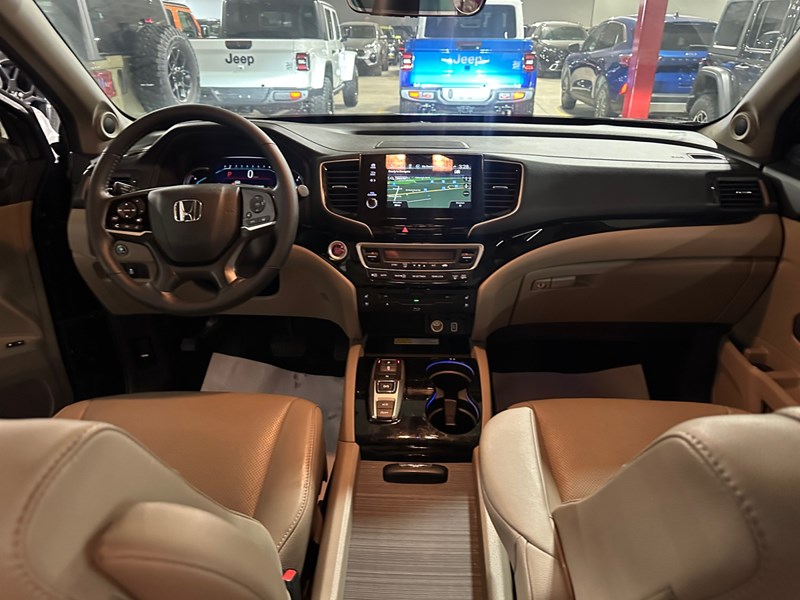 2021 Honda Pilot Touring 8P
