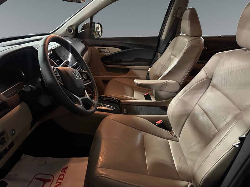 2021 Honda Pilot Touring 8P