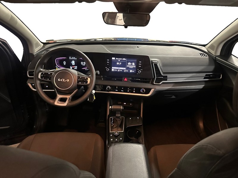 2024 Kia Sportage LX AWD I LOW KM I CAR PLAY I OFF LEASE