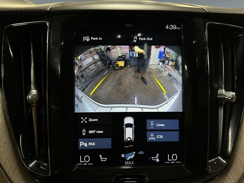 2019 Volvo XC60 T6 AWD Inscription I  LEATHER I PANOROOF I