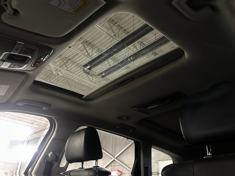 2023 Kia Telluride SX AWD I NAV I LEATHER I 8 PASS. I CAR PLAY