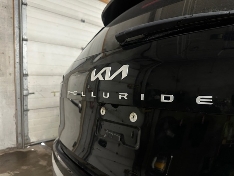 2023 Kia Telluride SX AWD I NAV I LEATHER I 8 PASS. I CAR PLAY