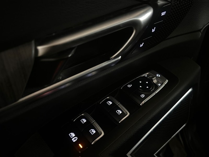 2023 Kia Telluride SX AWD I NAV I LEATHER I 8 PASS. I CAR PLAY