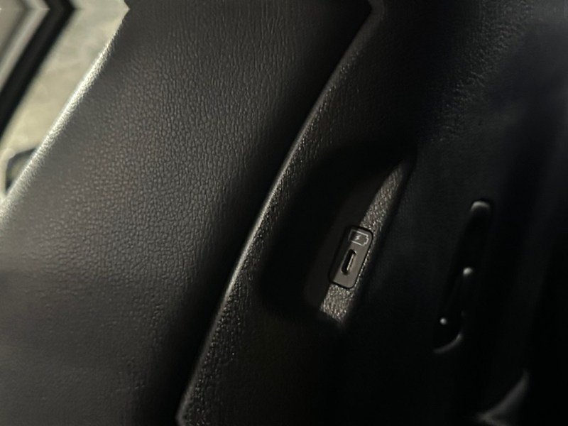 2023 Kia Telluride SX AWD I NAV I LEATHER I 8 PASS. I CAR PLAY