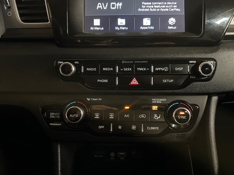 2017 Kia Niro L