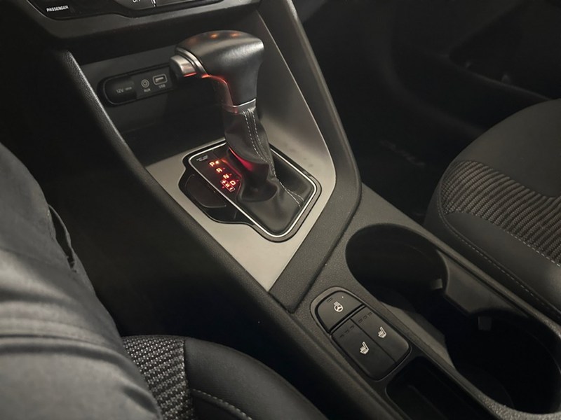 2017 Kia Niro CARPLAYI CAM I HEATED SEATS & STEERING