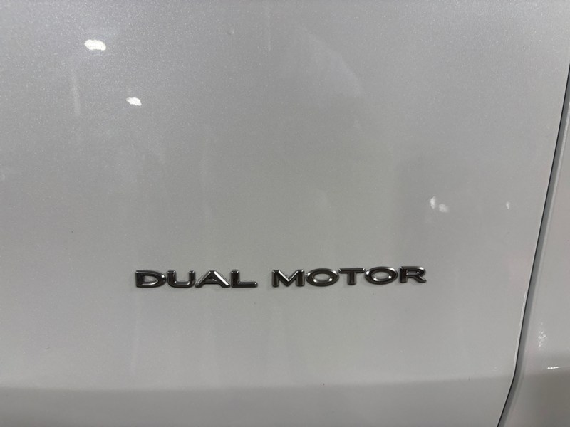 2026 Tesla Model Y Premium