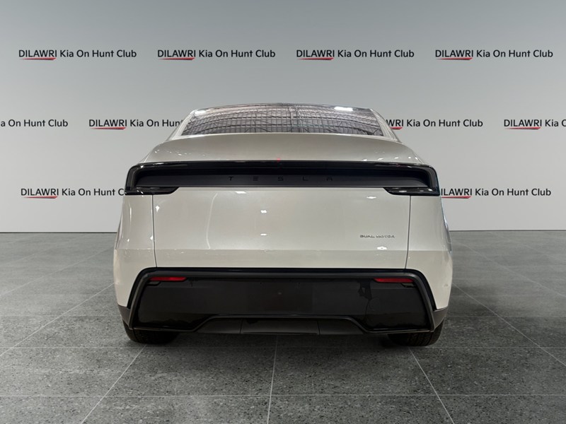 2026 Tesla Model Y Premium