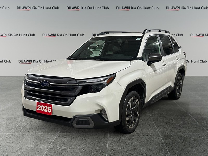 2025 Subaru Forester Limited AWD/ EYE SIGHT /  NAV/ LEATHER/ ROOF