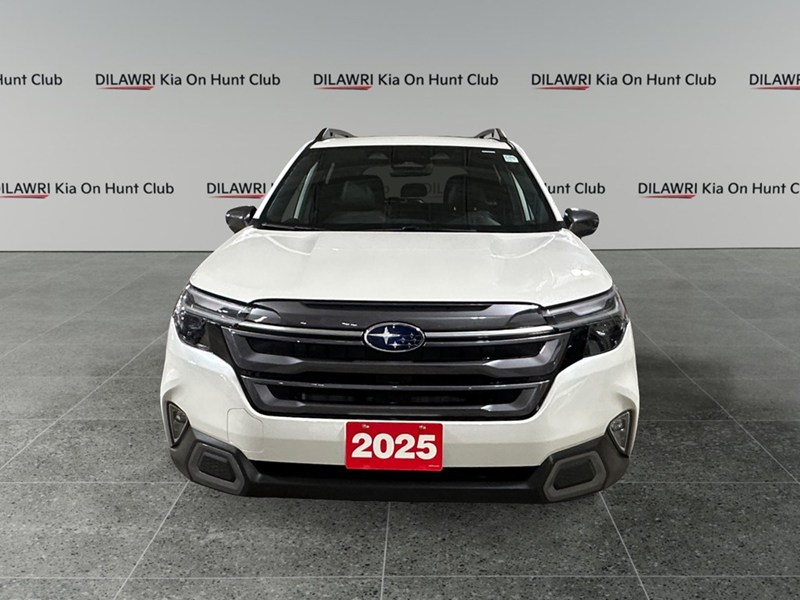 2025 Subaru Forester Limited AWD/ EYE SIGHT /  NAV/ LEATHER/ ROOF