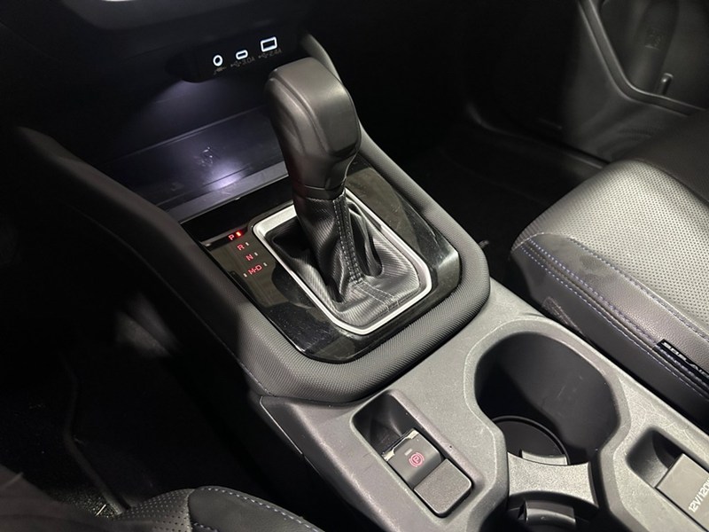 2025 Subaru Forester Limited AWD/ EYE SIGHT /  NAV/ LEATHER/ ROOF