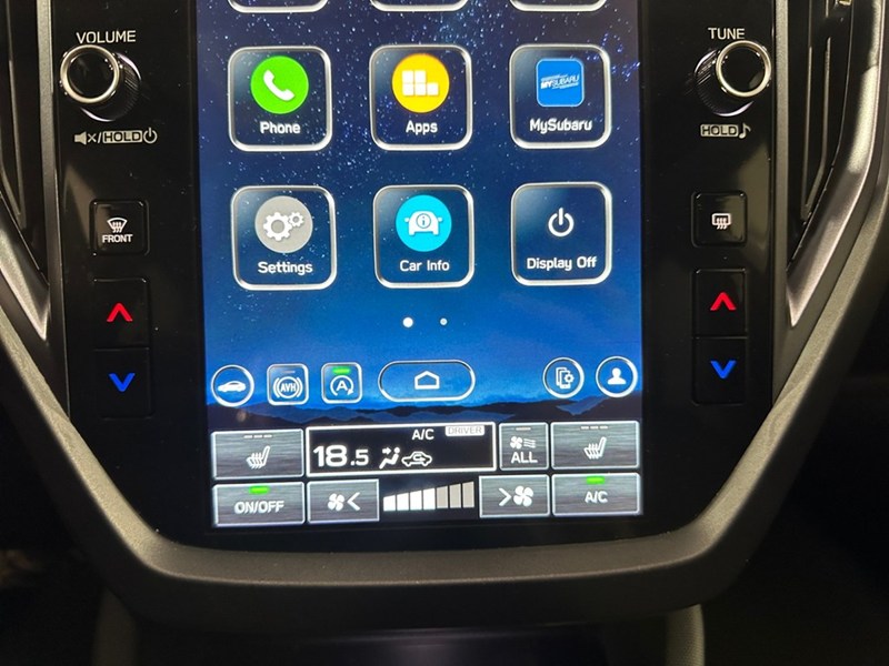 2025 Subaru Forester Limited AWD/ EYE SIGHT /  NAV/ LEATHER/ ROOF
