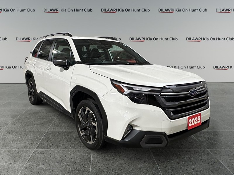 2025 Subaru Forester Limited AWD/ EYE SIGHT /  NAV/ LEATHER/ ROOF