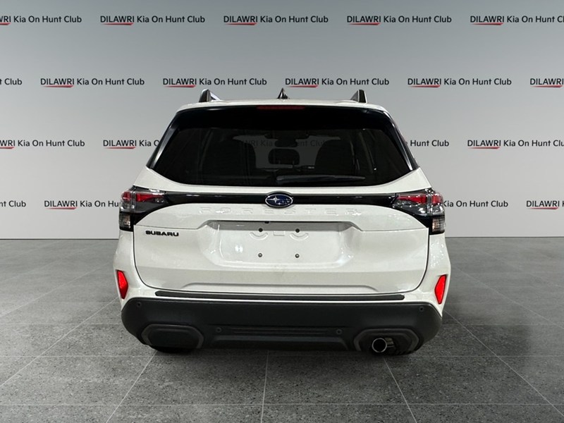 2025 Subaru Forester Limited AWD/ EYE SIGHT /  NAV/ LEATHER/ ROOF