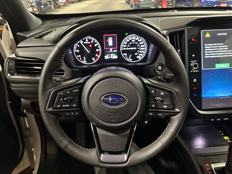 2025 Subaru Forester Limited AWD/ EYE SIGHT /  NAV/ LEATHER/ ROOF