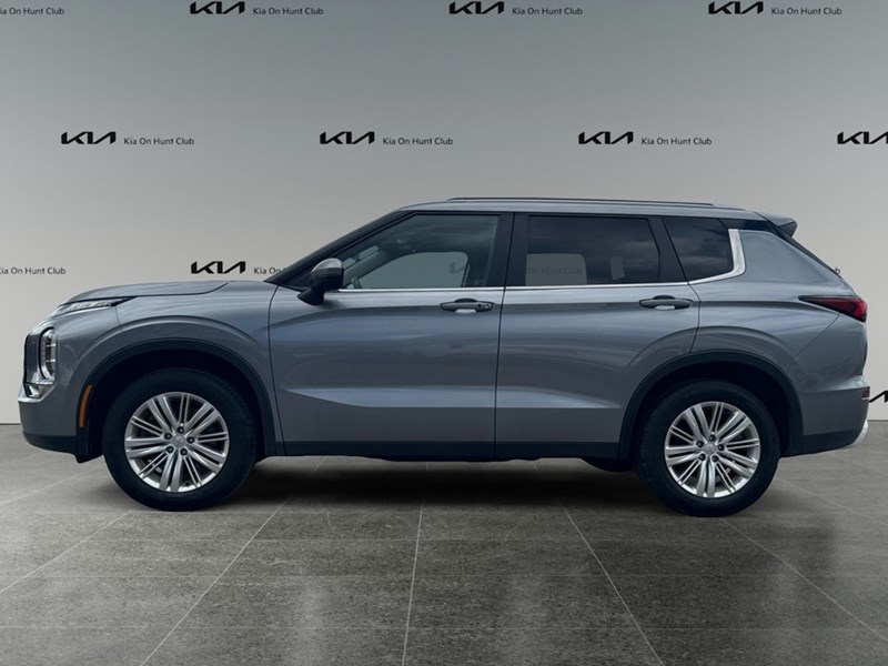 2024 Mitsubishi Outlander SE S-AWC
