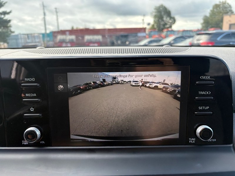 2024 Kia Seltos LX AWD/ CAR PLAY /  LANE SAFETY/ BLIND SPOT