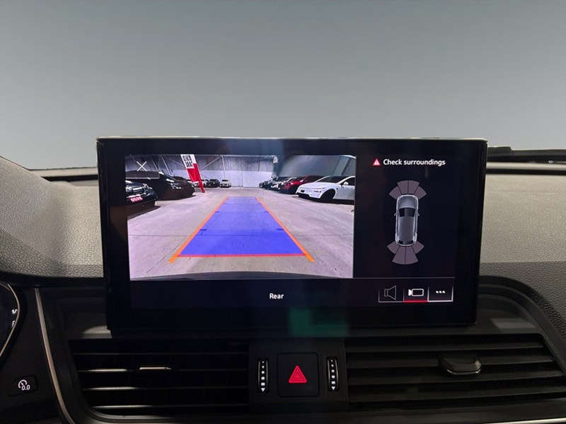 2024 Audi Q5 Komfort 45 TFSI quattro/ CAR PLAY/ BLIND SPOT