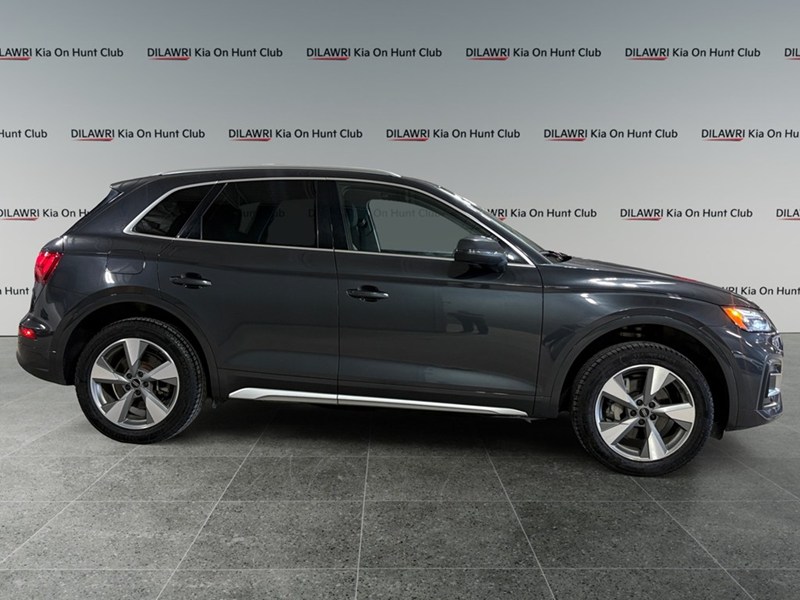 2024 Audi Q5 Komfort 45 TFSI quattro/ CAR PLAY/ BLIND SPOT