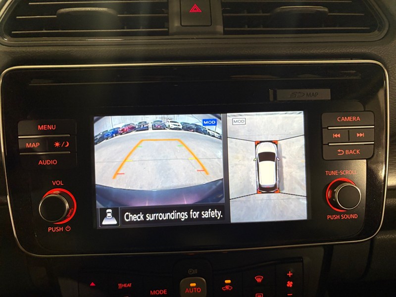 2018 Nissan LEAF SL