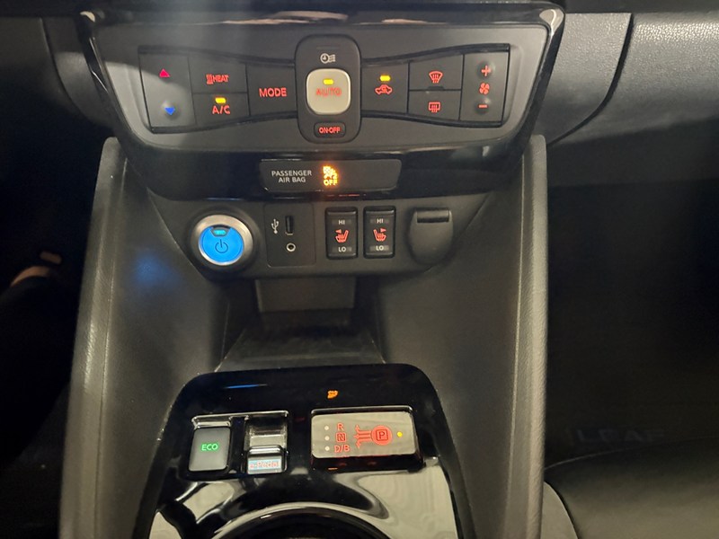 2018 Nissan LEAF SL