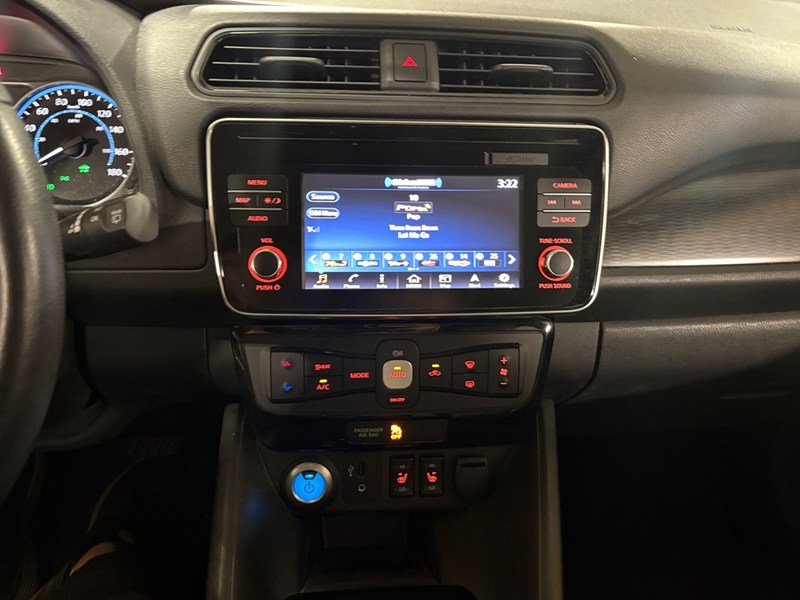 2018 Nissan LEAF SL