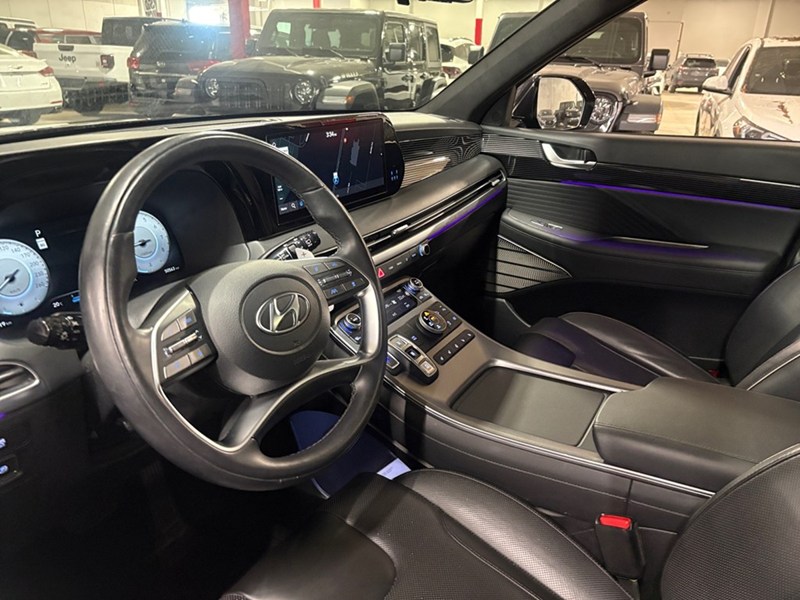 2023 Hyundai Palisade Ultimate Calligraphy 7-Pass./ OFF LEASE/ PANO ROOF