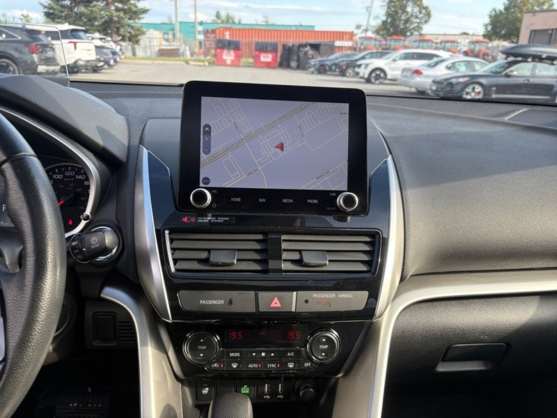 2023 Mitsubishi Eclipse Cross GT S-AWC / LEATHER/ROOF/NAV/HEADS UP/ LANE KEEP