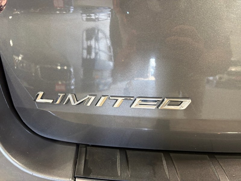 2023 Ford Explorer Limited 4WD 7-PASS. PANOROOF/ 360 CAM/ BLINDSPOT