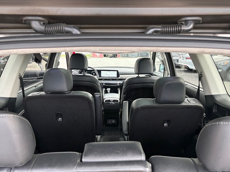 2024 Kia Telluride SX Limited / HEADS UP DISPLY, NAV, PANORAMIC ROOF